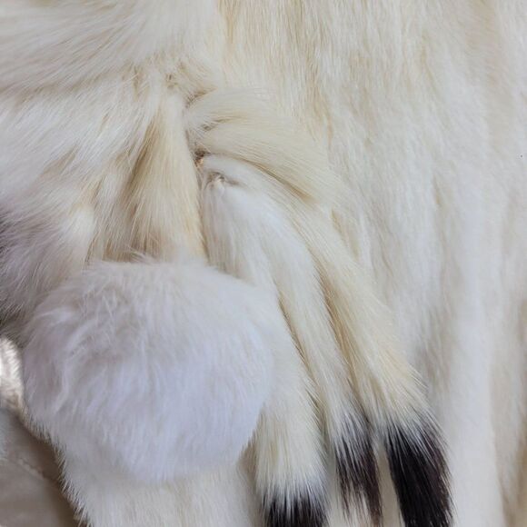 Vintage Rabbit Fur Cape Stowe Poncho Vanilla M Big Shoulder Native American - Picture 8 of 16